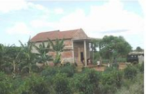 “Sống lậu” trên đất... của mình 