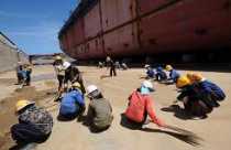 GDP 9 tháng tăng 5,76% 