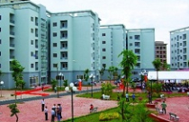 Vì sao nhà thu nhập thấp giá cao? 