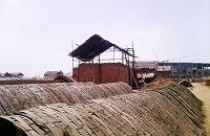 Hà Nội: Ngừng sản xuất gạch thủ công vào năm 2012