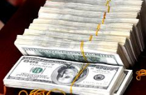 Tỷ giá liên ngân hàng tăng sau hơn một tháng cố định