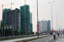 Căn hộ trung và cao cấp: Chủ đầu tư xoay xở trong khó khăn 