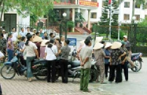 Sao người bị thu hồi đất cứ khiếu kiện lâu thế? 