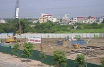 Giá bán đất nền tiếp tục giảm 