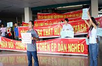 Vụ chuyển công năng chung cư thành bệnh viện: Căng thẳng vì khách hàng biểu tình đòi căn hộ 