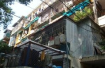 Chung cư cũ, giá cao “ngất ngưởng”