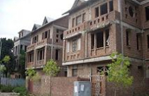 Đất thổ cư hút khách, đất nền trầm lắng