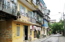 Hầu hết chung cư cũ đều xuống cấp và nguy hiểm 