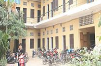 Nhà nhỏ, cũ đắt khách 