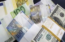 Biến động lãi suất vàng và ngoại tệ “lạ” 