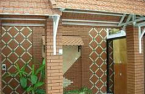 Gạch nội: Cầu cứu chống gian lận thương mại