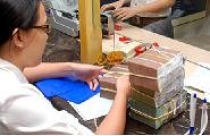 Nhà đất: Hóng gói kích cầu 