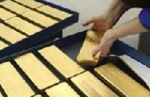 Vàng bật mạnh, trên 45 triệu đồng/lượng