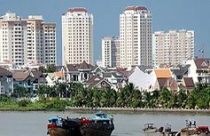 Bất động sản thấp thỏm đợi tiền kiều hối 