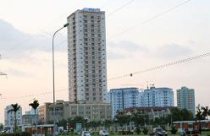 Mở cửa cho vay tiêu dùng địa ốc: Cứu người - cứu mình ? 