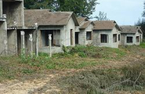 Phung phí "đất vàng": Chủ đầu tư đối phó