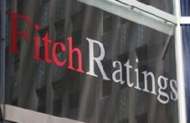 Fitch hạ bậc xếp hạng nợ năm ngân hàng châu Âu