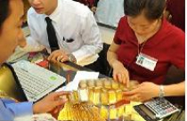 Vàng và USD: Chờ ngày bình yên 