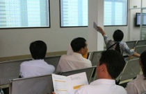 Khởi động tái cấu trúc thị trường chứng khoán 