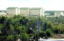 Mướt mồ hôi đòi nợ DN bất động sản