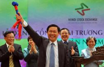 Chứng khoán bật mạnh trong phiên đầu năm Thìn 