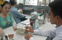 Cẩn trọng khi vay ngoại tệ 