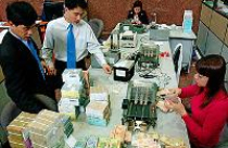 Trò chơi thanh khoản: lộ diện nhóm lợi ích NH 