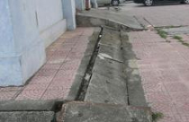 Chung cư cao tầng vừa xây xong… đã xuống cấp Hà Hưng