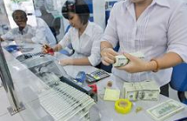 Thanh khoản, lãi suất và tái cấu trúc ngân hàng 