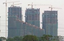 Tái cấu trúc tài chính đầu tư BĐS: Cần tìm lối thoát 