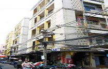 Cải tạo chung cư cũ - Nan giải việc di dời dân