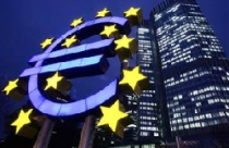 Châu Âu tiếp tục trả nợ cho các ngân hàng 