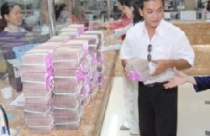 Lãi suất bình quân liên ngân hàng bằng VND giảm 