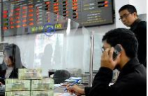 Giảm lãi suất: Vẫn chưa dễ có vốn rẻ? 