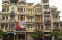 Nhà mặt phố: Của hiếm rao bán nhan nhản