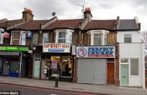 Anh: Nhà mặt tiền 2,1m giá gần nửa triệu đô