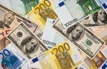 Đồng euro chạm các mức thấp kỷ lục so với USD