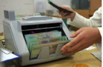 Bỏ trần một phần lãi suất huy động VND