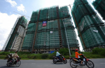 Nghi ngờ hiệu quả ý tưởng “bơm” 500.000 tỷ“ của Bộ Xây dựng