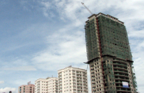 Bất động sản vẫn đói vốn dài hạn