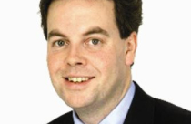 Hạ lãi suất tác động tích cực tới thị trường