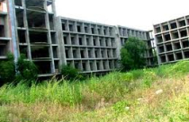 Thay “khung” bằng gì?