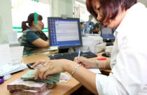 Ngân hàng ngại nợ xấu hơn tăng trưởng tín dụng