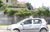 Đất vàng bỏ hoang: Đối diện “án” thu hồi