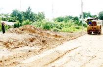 Khuất tất vụ phân lô, bán nền “đất thành quả cách mạng”