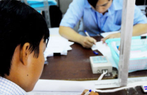 Đủ kiểu làm khó khi đăng bộ nhà đất