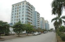 Ngân hàng, chủ đầu tư liên kết để “đẩy hàng”