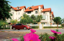 Điều chỉnh để bước qua khủng hoảng