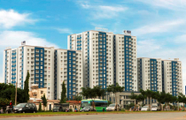 Thị trường chung cư chịu áp lực bán tháo