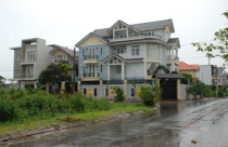 Cấp giấy chứng nhận: Tiến độ chậm, dân còn bị làm khó